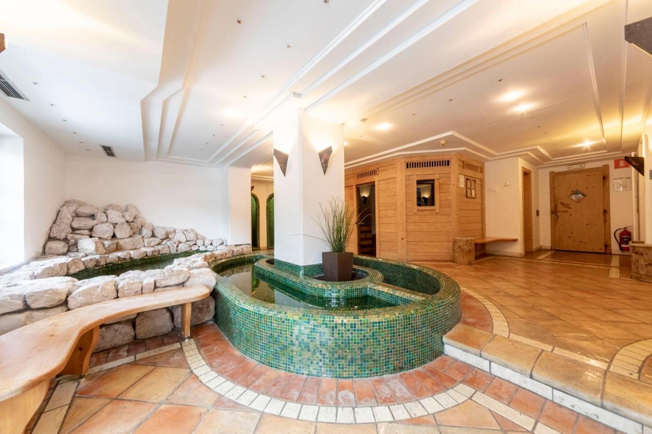 Hotel Dolomiti La Villa  Eksteriør billede