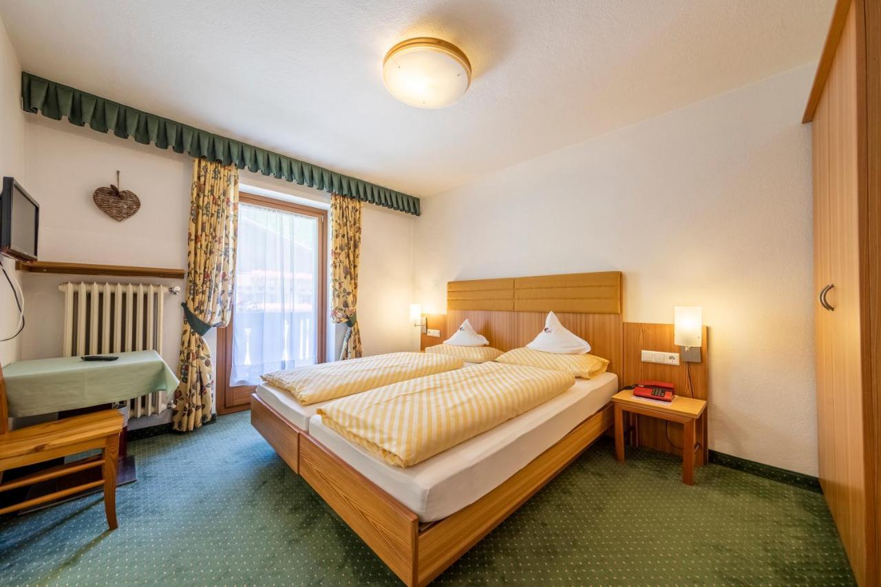 Hotel Dolomiti La Villa  Eksteriør billede
